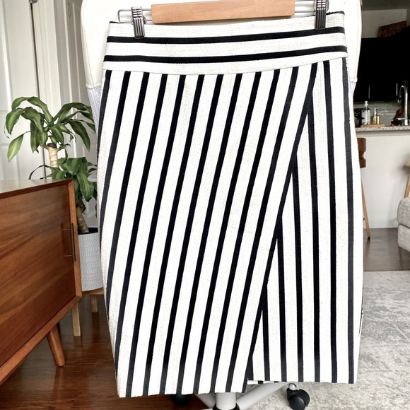 Ann Taylor Striped Cotton Faux Wrap Skirt Size 6 - Picture 6 of 16